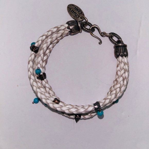 Beautiful CHAN LUU WOMENS WHITE LEATHER BRAIDED BRACELET WITH TURQUOISE BEADS - Picture 2 of 4